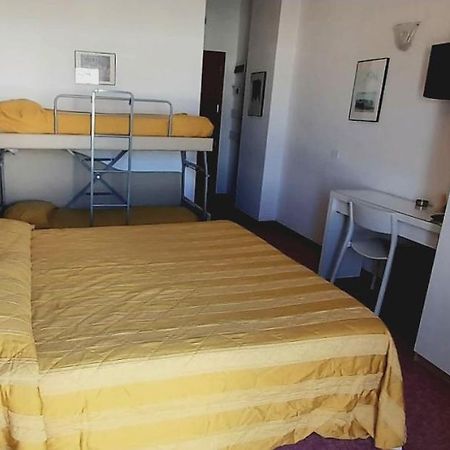 Hotel Igea Spiaggia Беллария-Иджеа-Марина Экстерьер фото